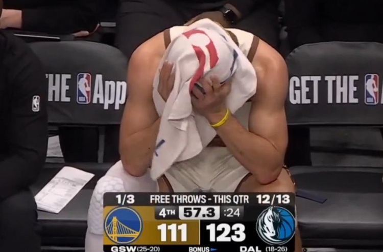 开云下载网址-2018骑士五人组詹姆斯/JR/奥斯曼/希尔/TT！湖媒：这就是库里现状