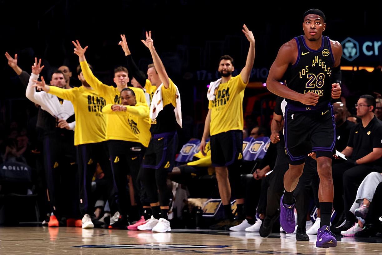 开云APP-得分能力依然很难发挥,湖人锋线大将在第二阵容中无法施展才能?