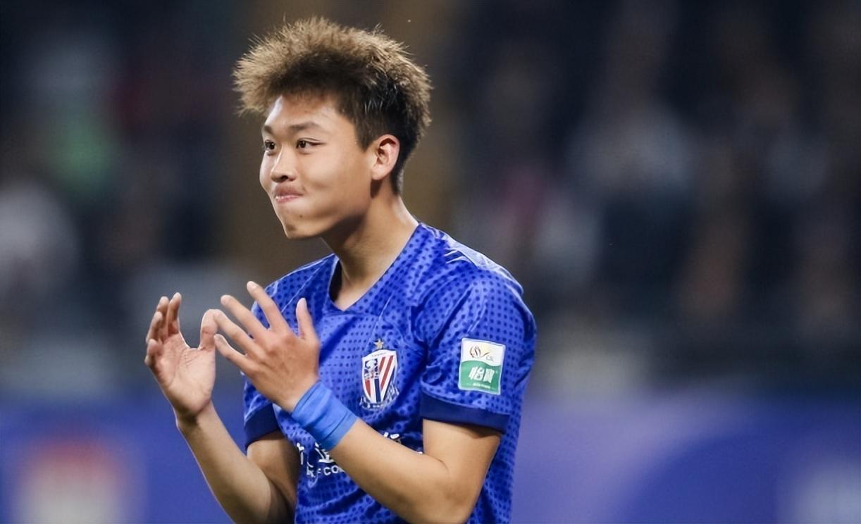 开云下载网址-上海申花VS大连英博：吴曦高天意坐镇，特谢拉领衔，3大外援冲锋